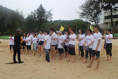 海藍(lán)機(jī)電員工海邊集訓(xùn) 海藍(lán)機(jī)電員工海邊集訓(xùn)